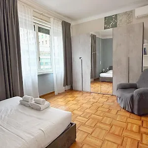 Apartment La Dolce - Buenos Aires, Milan